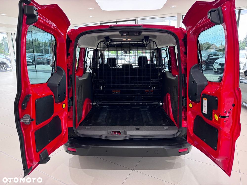Ford Transit Connect - 17
