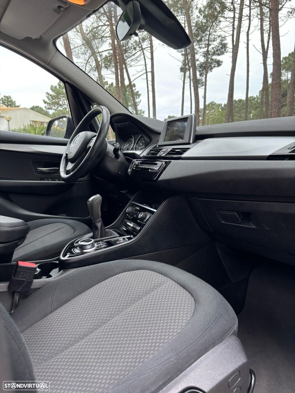 BMW 216 Gran Tourer d - 16