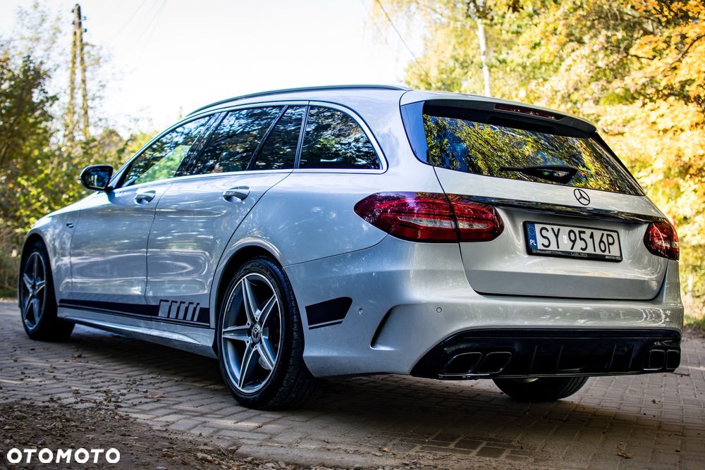 Mercedes-Benz C-Class 2017 photo 3