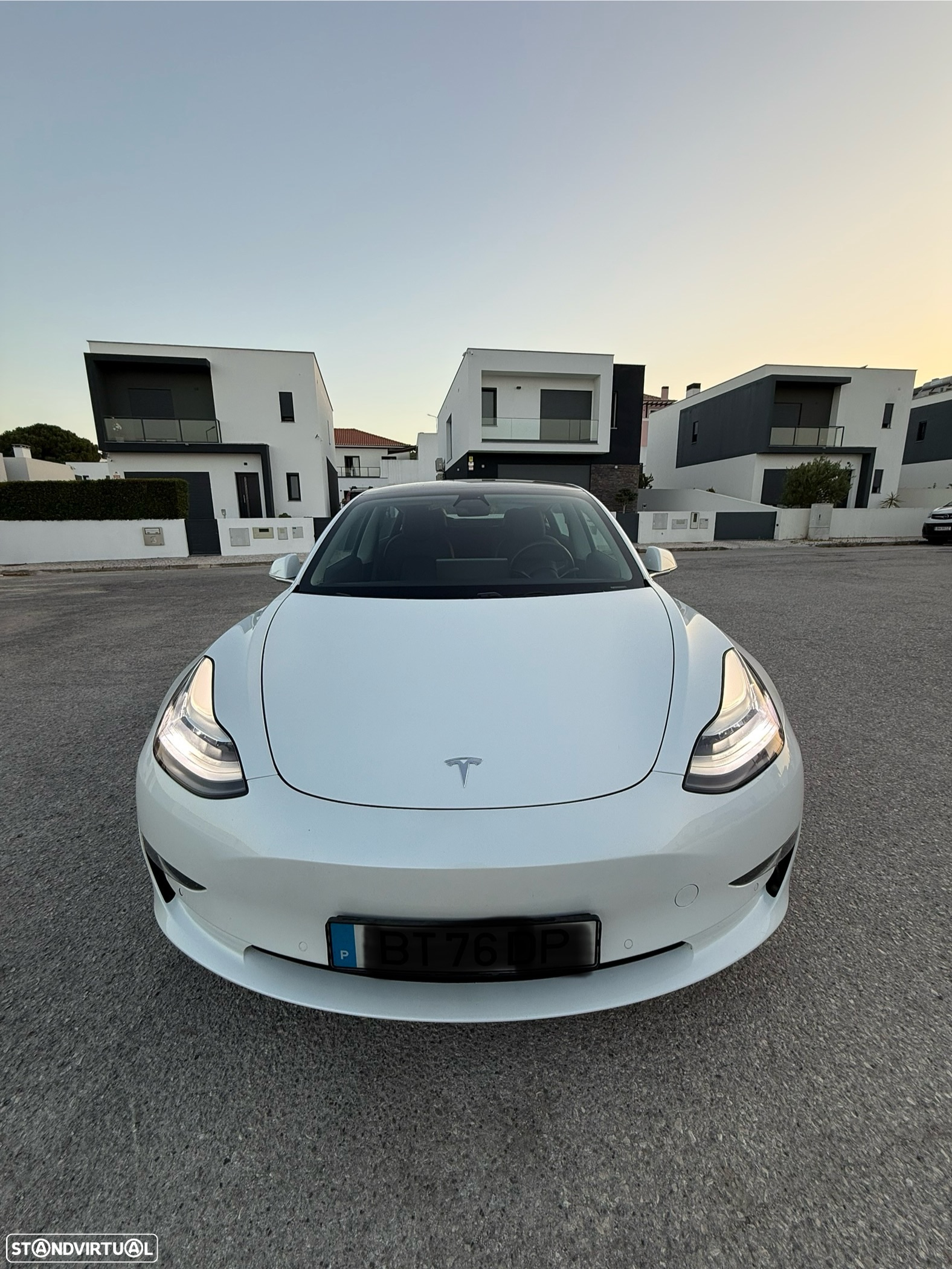 Tesla Model 3 Long-Range Dual Motor AWD - 12
