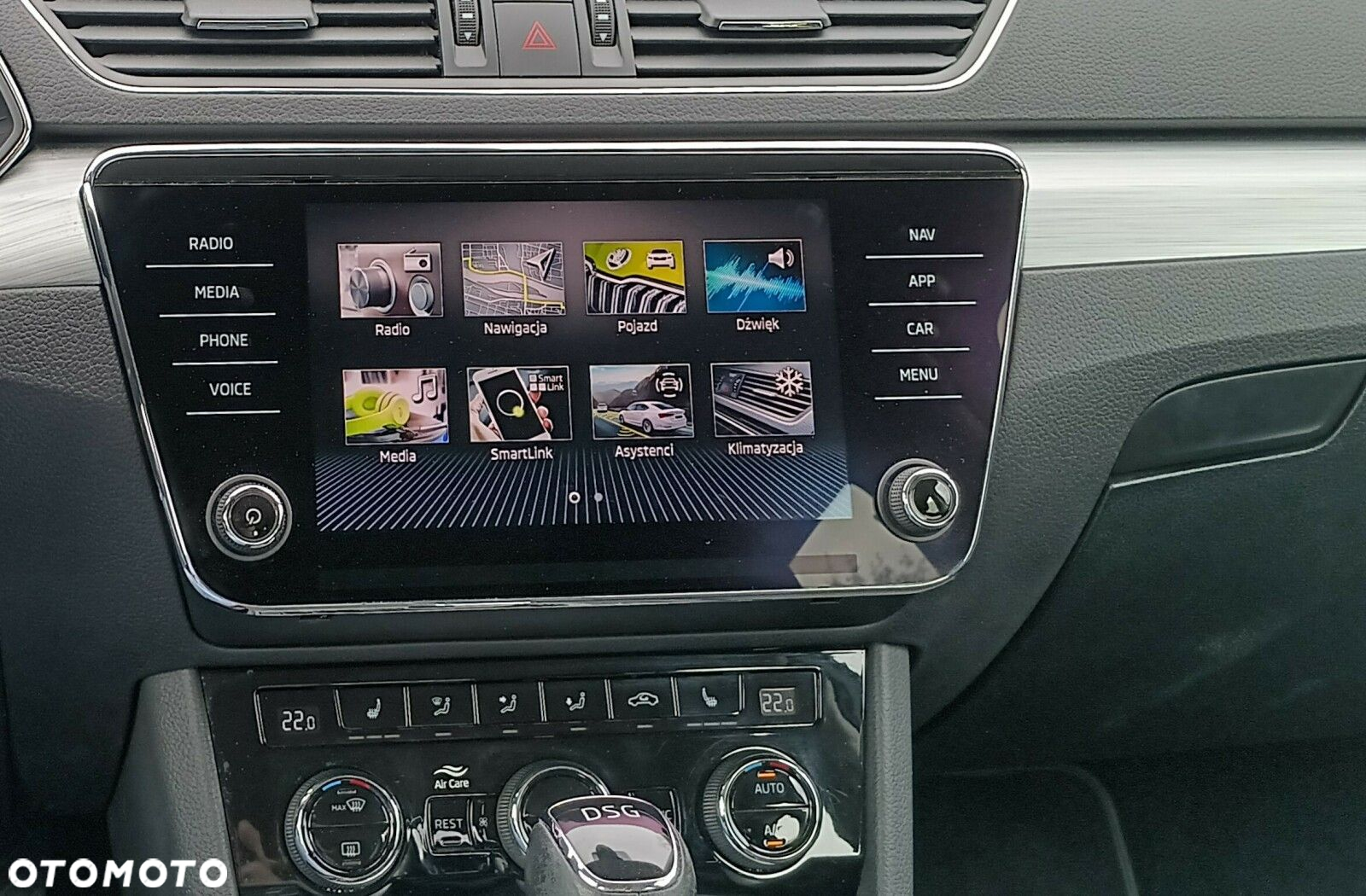 Skoda Superb 1.5 TSI Ambition DSG - 25