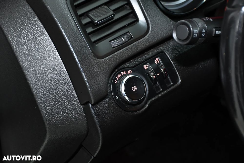 Opel Insignia 1.6 Edition - 16