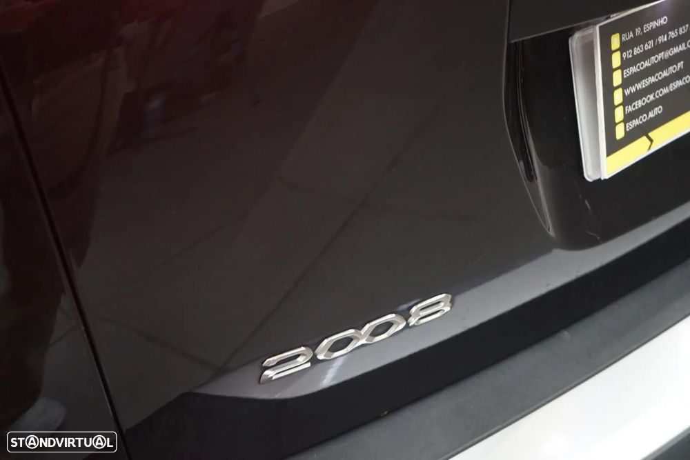 Peugeot 2008 1.2 PureTech Allure - 15