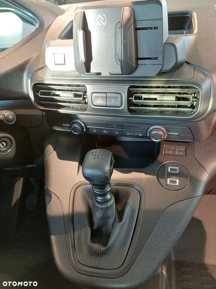 Peugeot Partner - 30