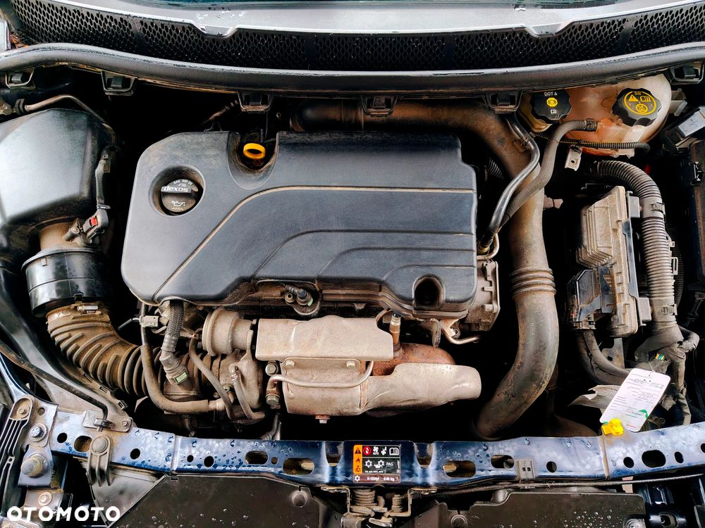 Opel Astra 1.4 Turbo Innovation - 37