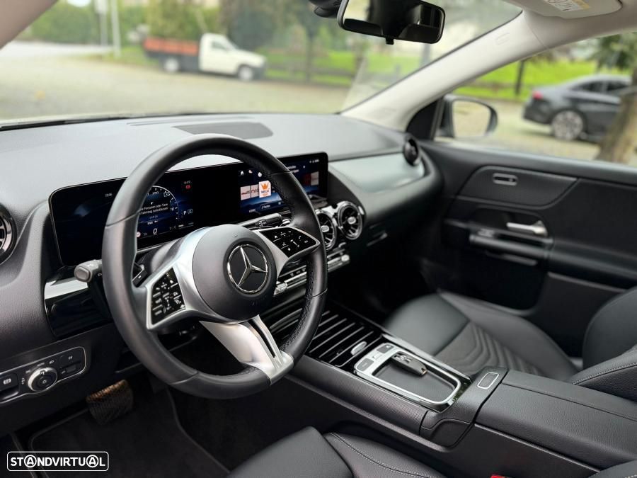 Mercedes-Benz GLA 180 - 10