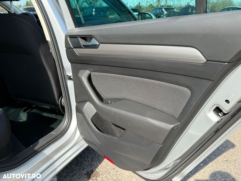 Volkswagen Passat 1.4 TSI Trendline - 8