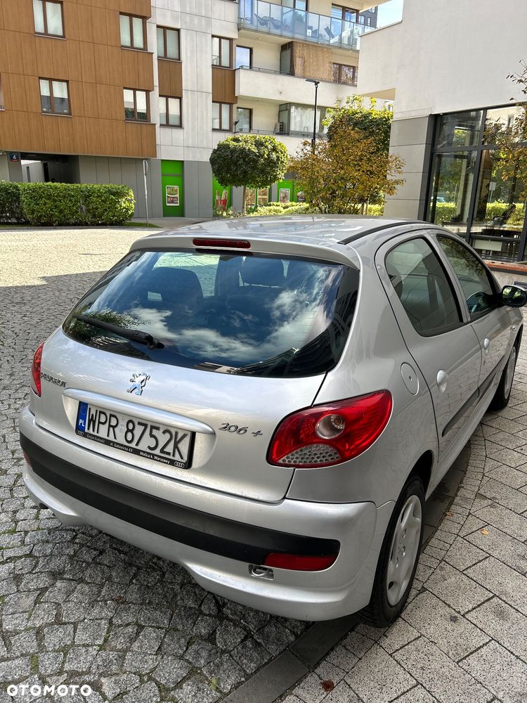Peugeot 206 2010 photo 3
