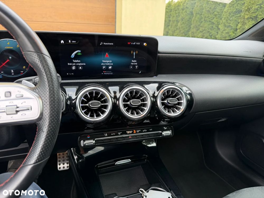 Mercedes-Benz Klasa A 200 7G-DCT Advanced AMG Line - 16