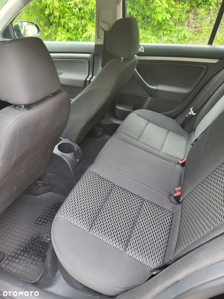Volkswagen Golf 1.6 TDI Trendline - 10