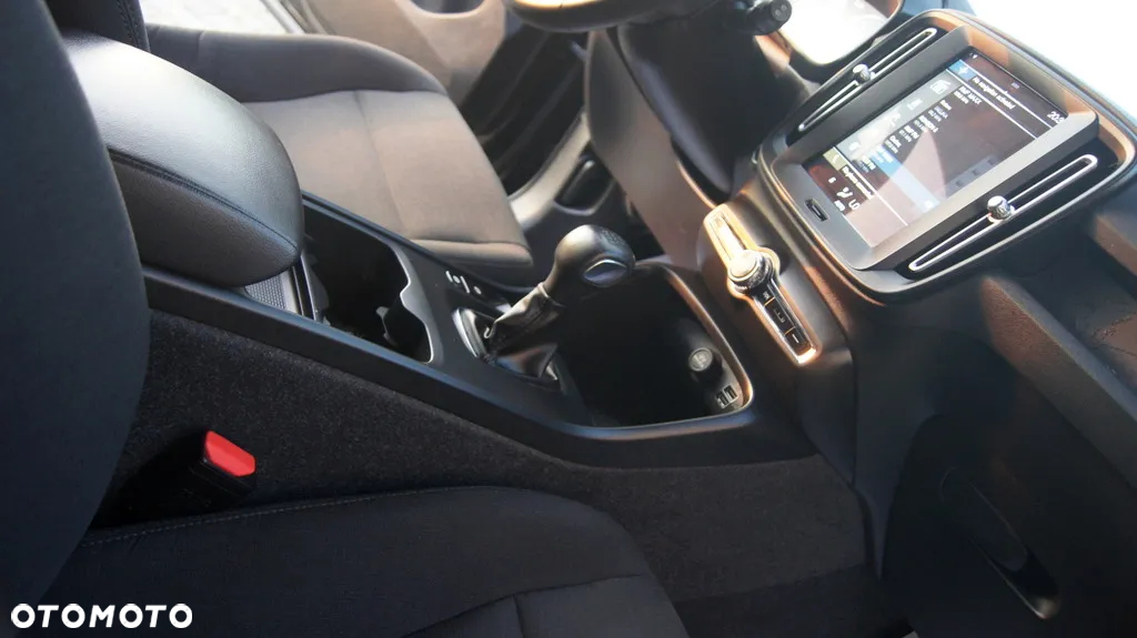 Volvo XC 40 T2 Momentum Core - 31