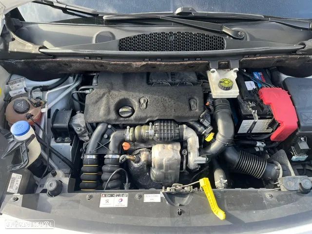 Nissan Juke 1.6 Eco Tekna Sport - 10