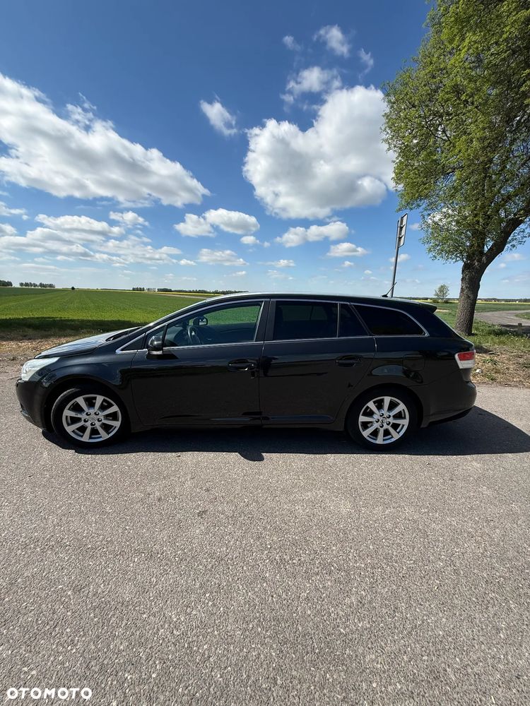 Toyota Avensis 2.0 D-4D Sol plus - 29