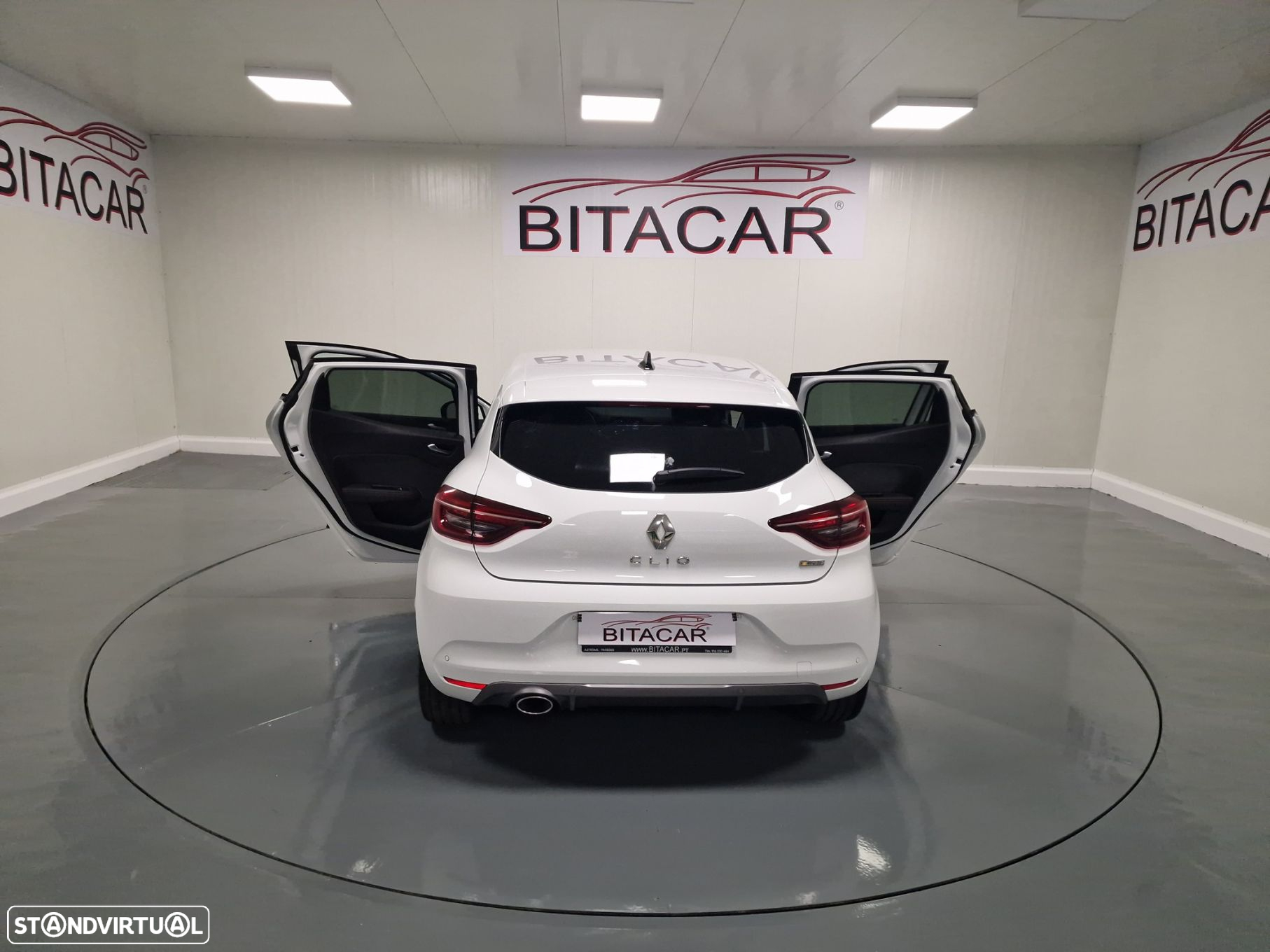 Renault Clio 1.5 Blue dCi RS Line - 23