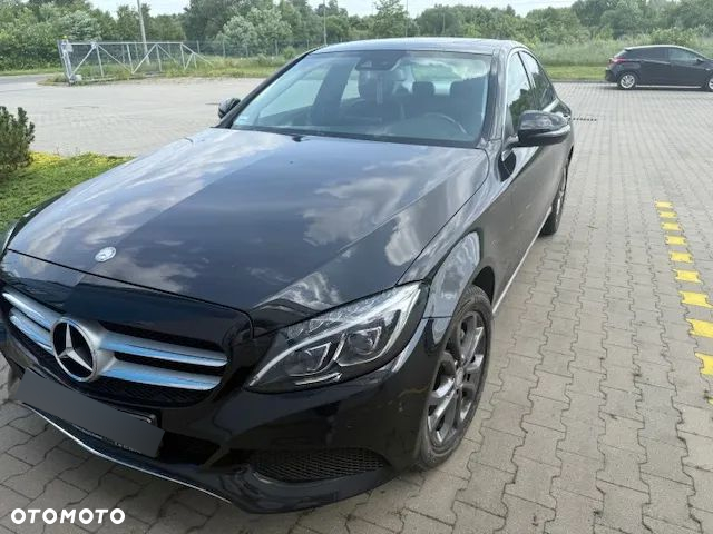 Mercedes-Benz Klasa C 200 4-Matic 7G-TRONIC - 2