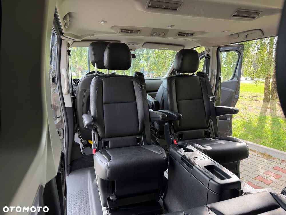 Renault Trafic Grand 2.0 dCi EDC - 24
