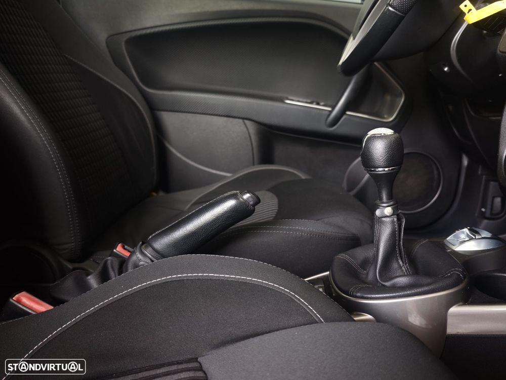 Alfa Romeo MiTo 1.3 JTD Distinctive - 39