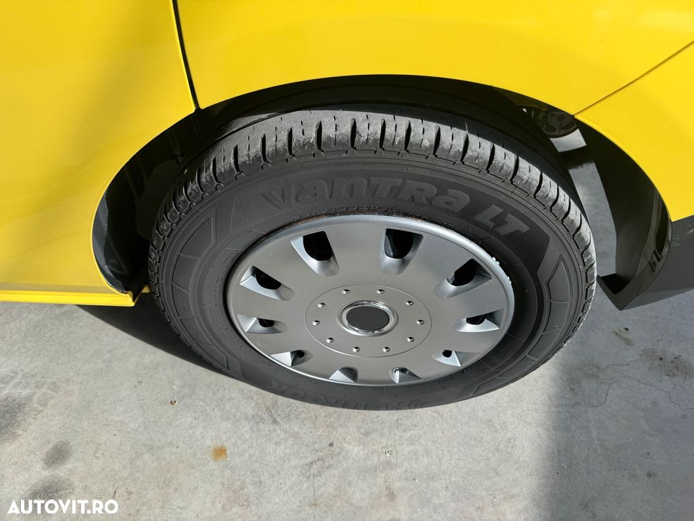 Ford Transit Custom - 28