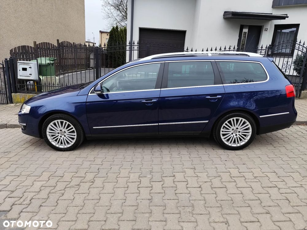 Volkswagen Passat 3.2 V6 FSI 4Mot Comfortline DSG - 1