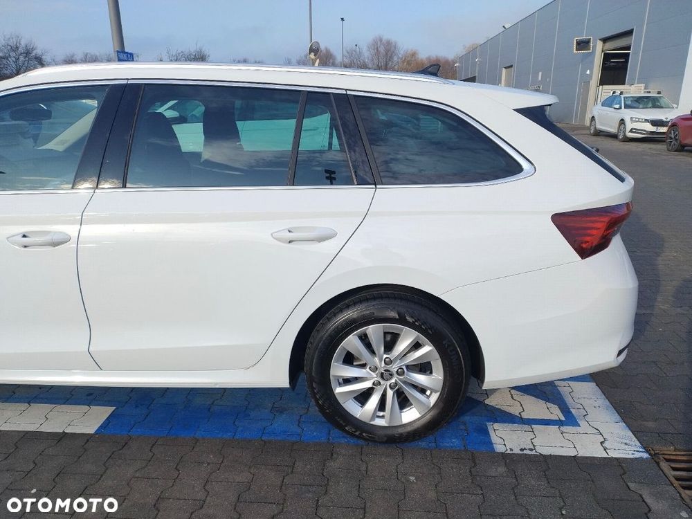 Skoda Octavia 1.5 TSI Business - 5
