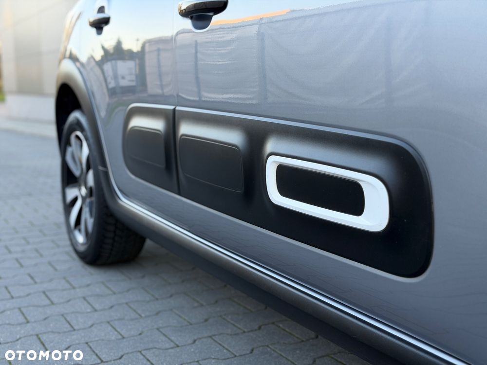 Citroën C3 1.2 PureTech Shine - 14