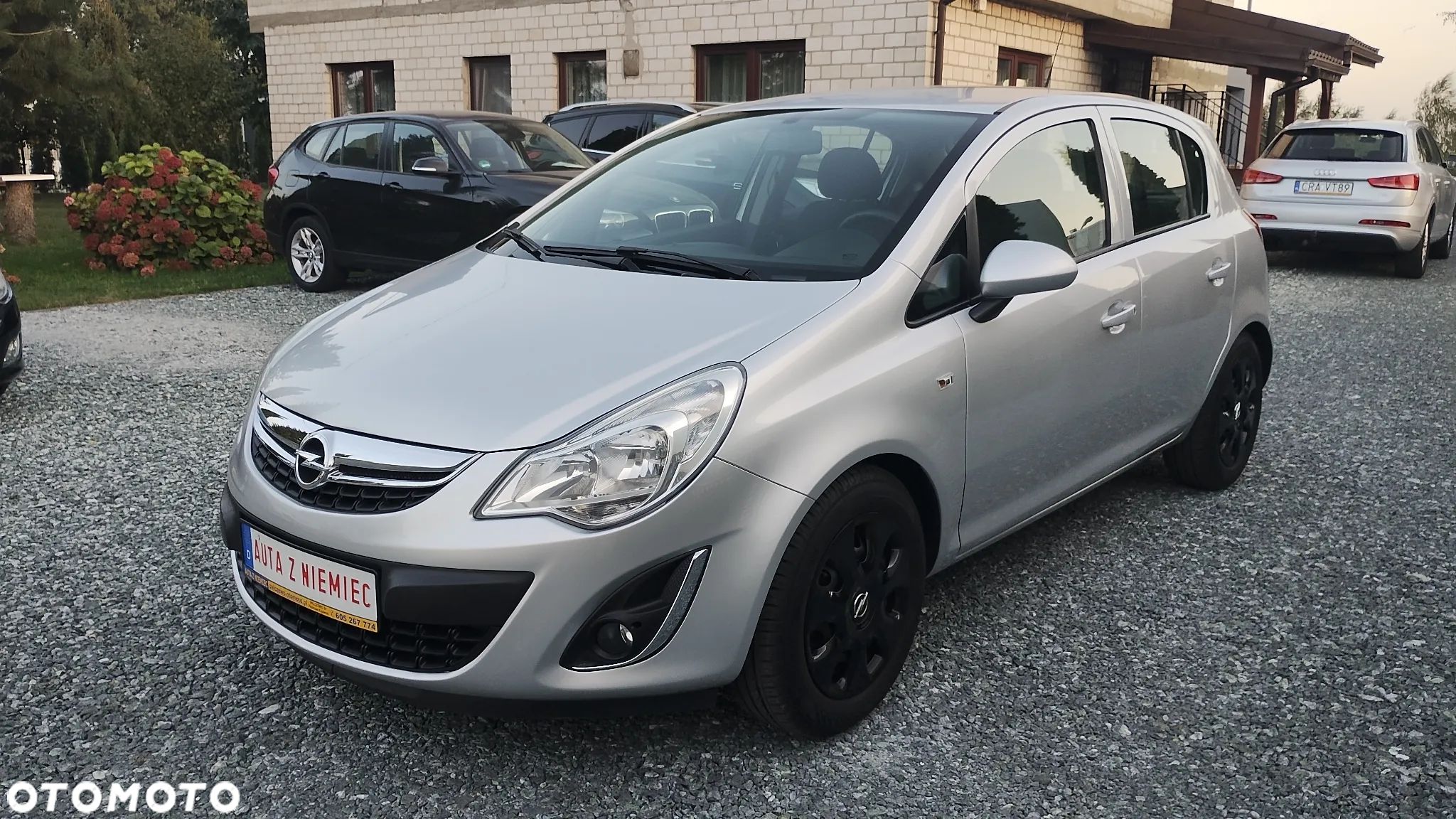 Opel Corsa 1.2 16V Enjoy - 1