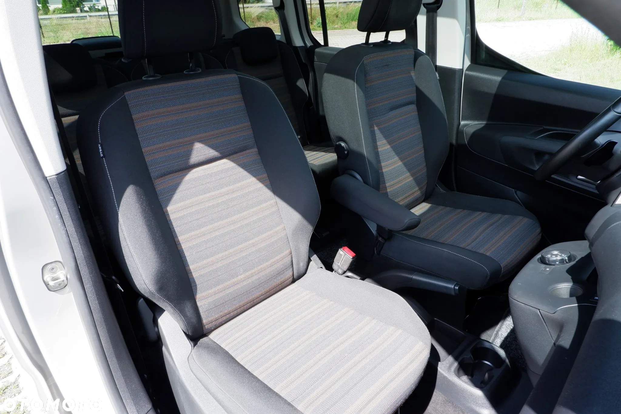 Opel Combo Life 1.5 D Automatik Start/Stop Innovation - 10