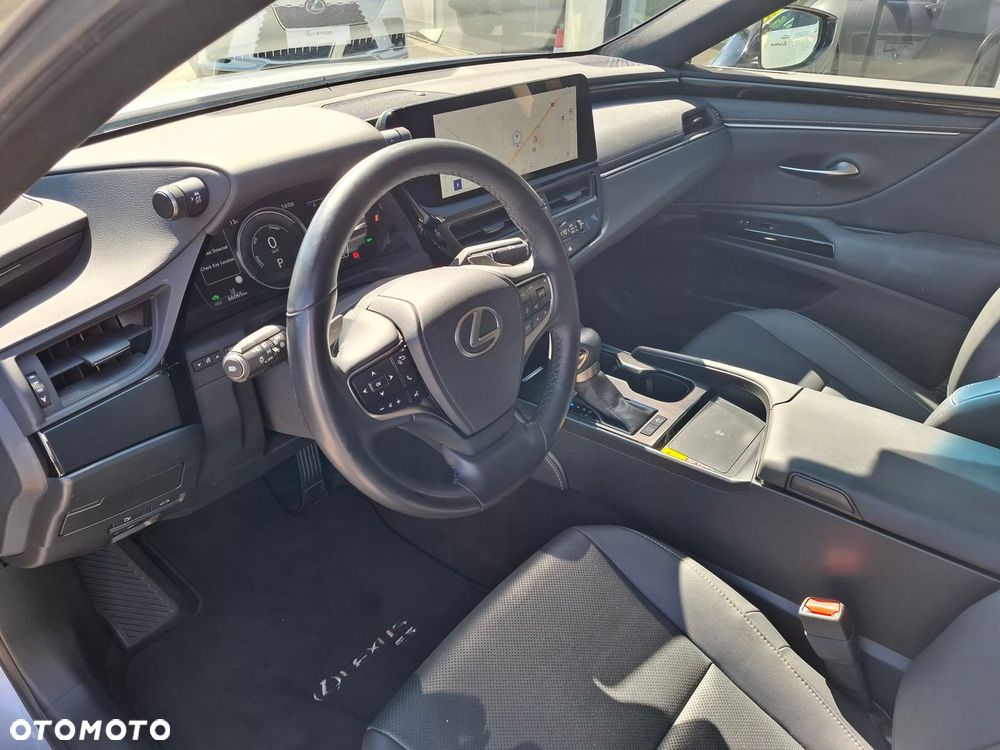 Lexus ES 300h Business Edition - 10