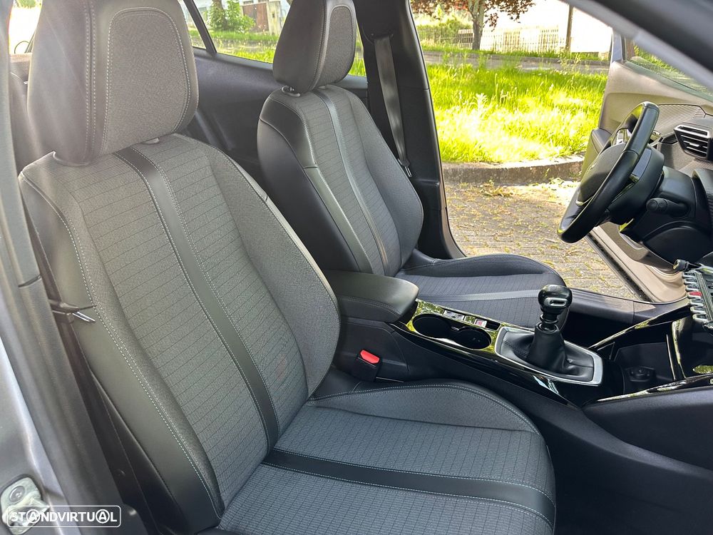 Peugeot 2008 1.5 BlueHDi Allure - 29