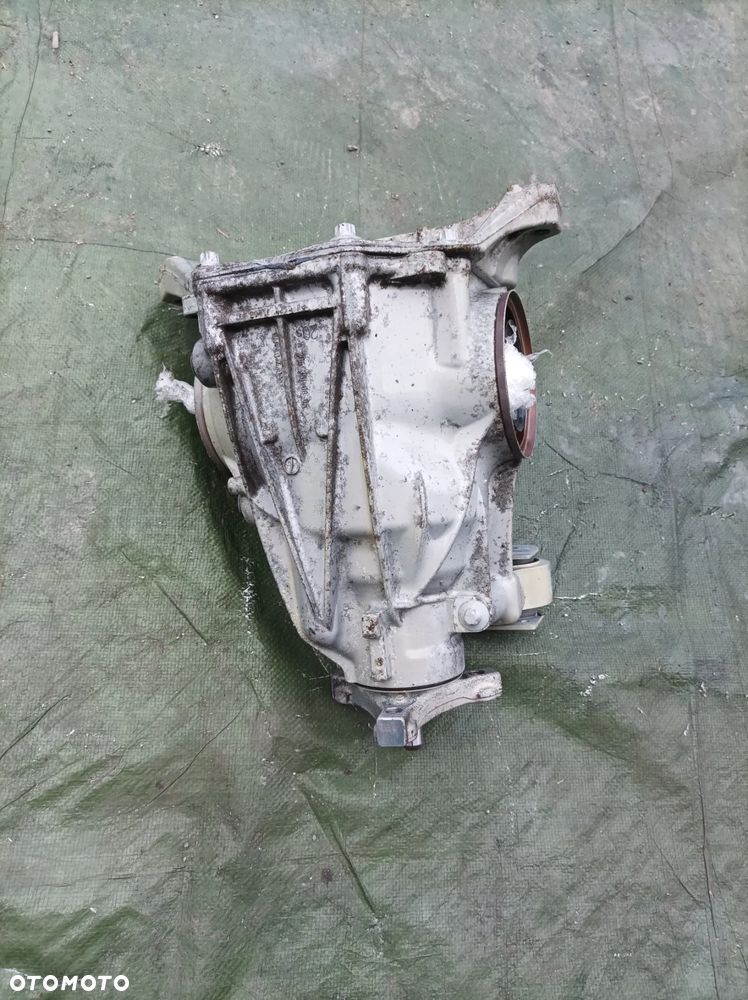 Mercedes C klasa W205 C43 AMG 3.0  most tylny dyfer dyferencjał A2053510005 - 2