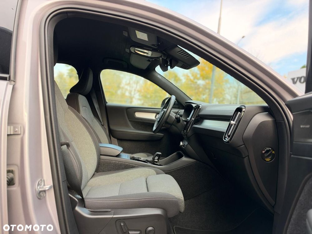 Volvo XC 40 - 26