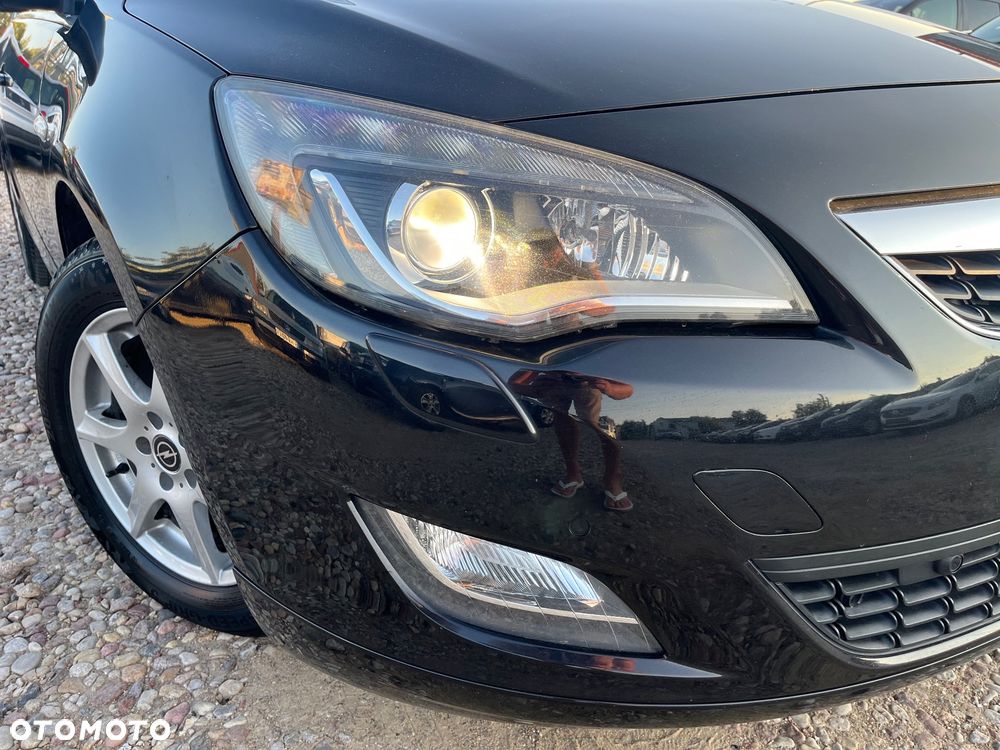 Opel Astra 1.4 Turbo Sport - 27