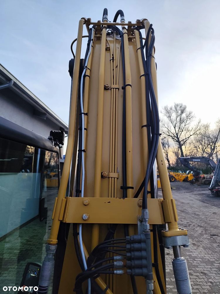 Caterpillar CAT 312E - 11