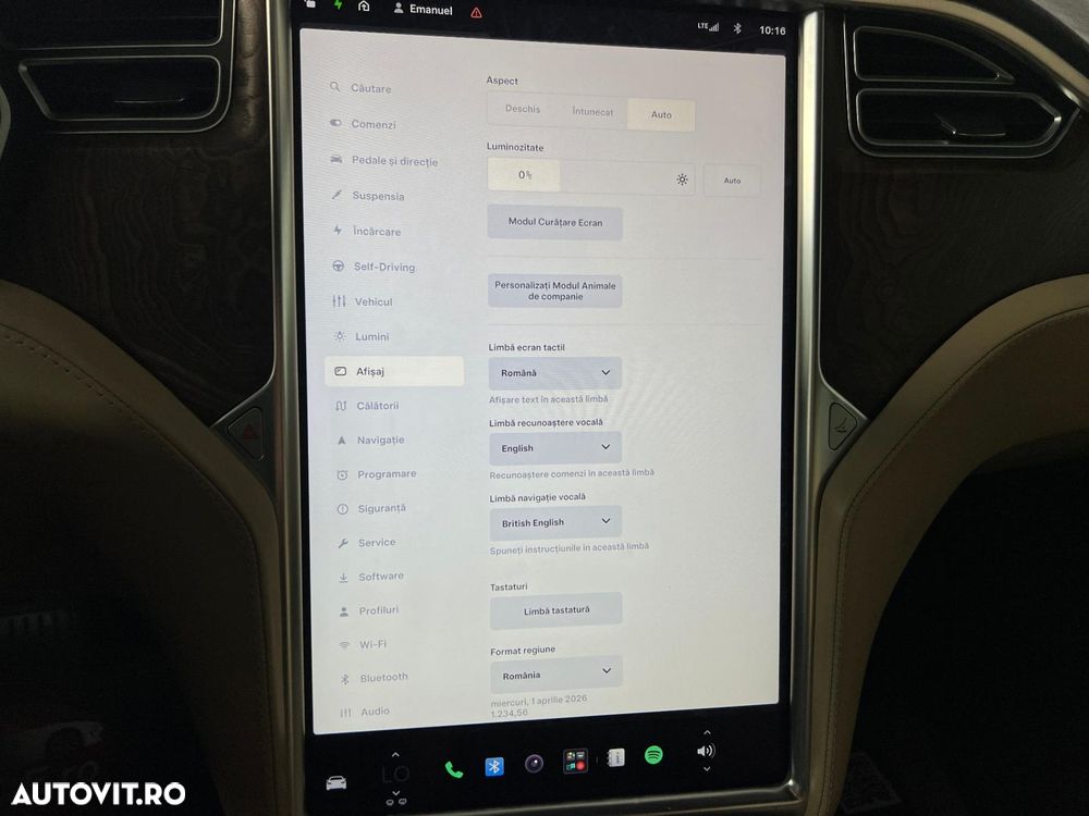 Tesla Model S - 22