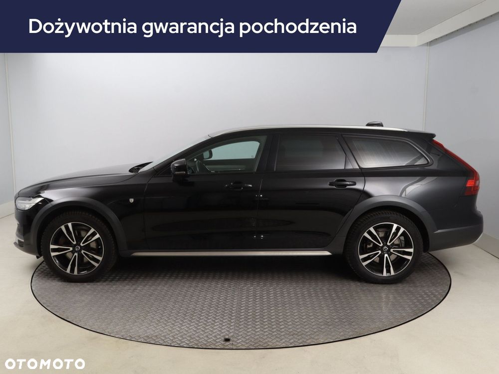 Volvo V90 Cross Country - 4