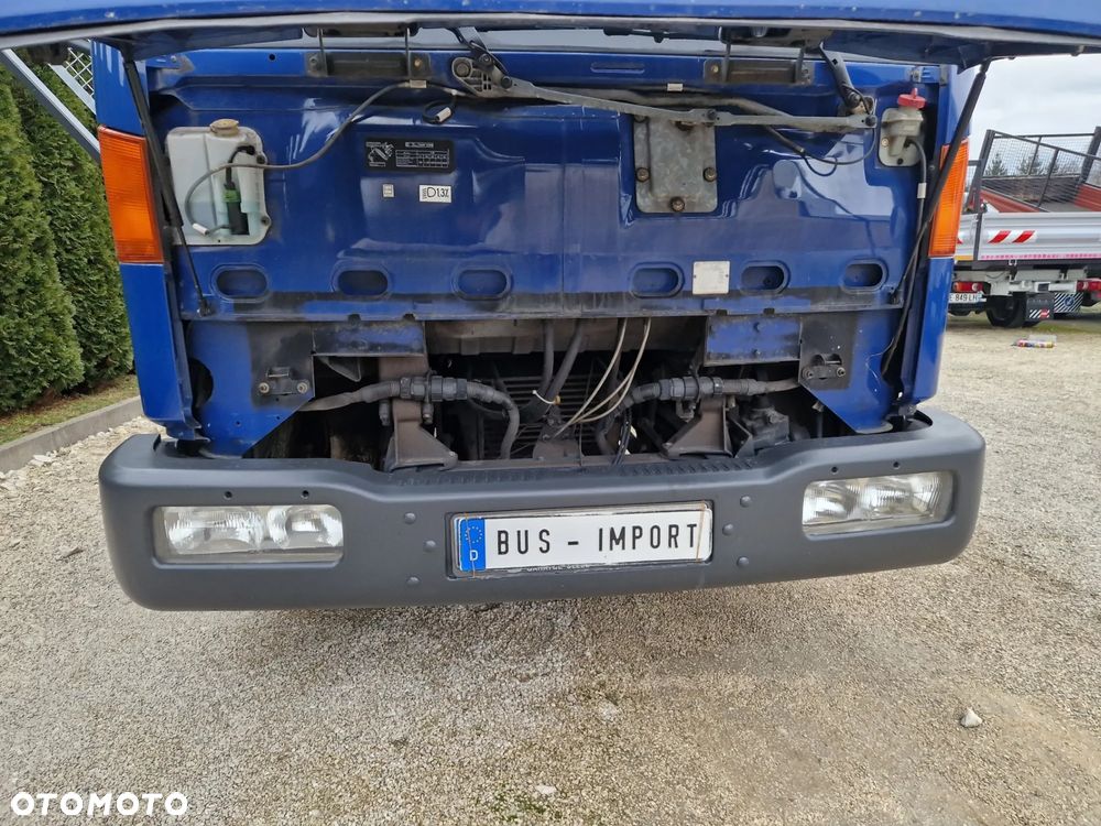 Nissan Atleon 3.0 - 13