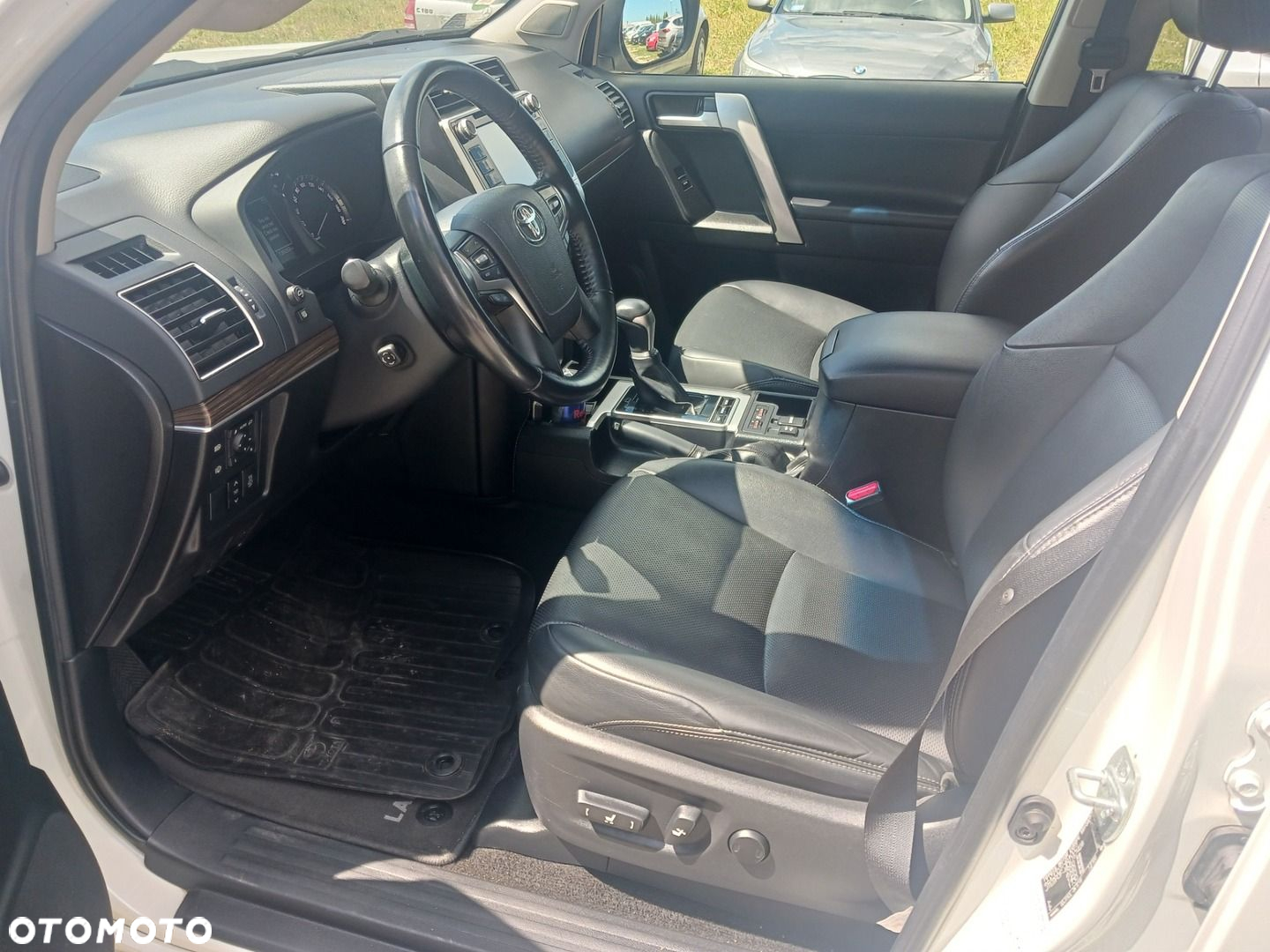 Toyota Land Cruiser LC 2.8 D-4D Invincible - 9