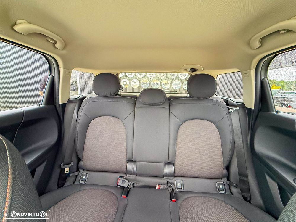 MINI Countryman Cooper D Auto - 22