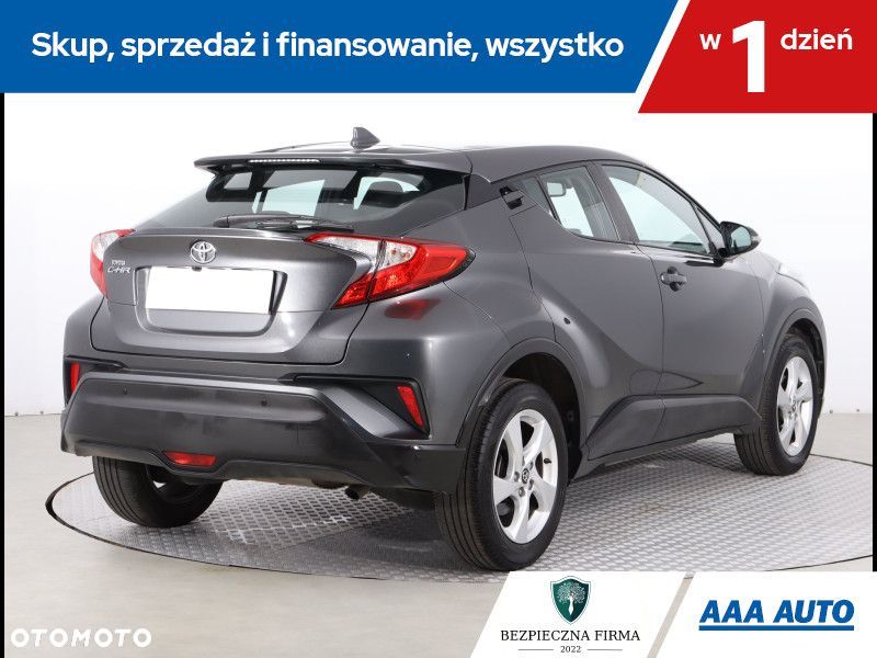 Toyota C-HR - 6