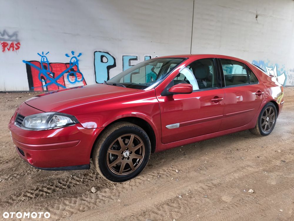 Renault Laguna 2.0 Luxe Privilege - 4