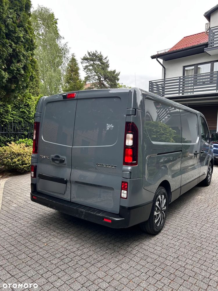 Renault Trafic - 8