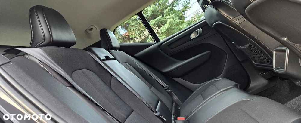 Volvo XC 40 D3 Momentum Pro - 10