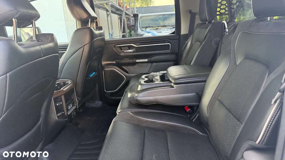 RAM 1500 Crew Cab Longbed Laramie - 34