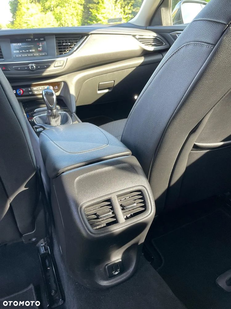Opel Insignia 1.5 T Elite S&S - 16