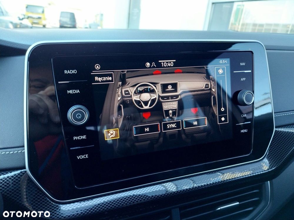 Volkswagen T-Cross - 21