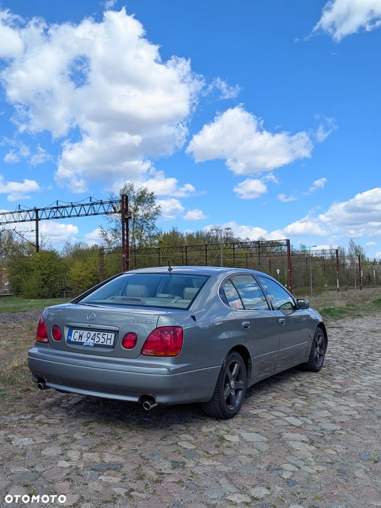 Lexus GS - 6