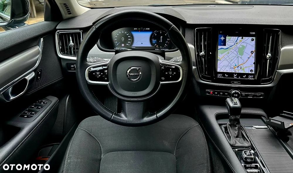 Volvo V90 D4 Geartronic Momentum Pro - 8