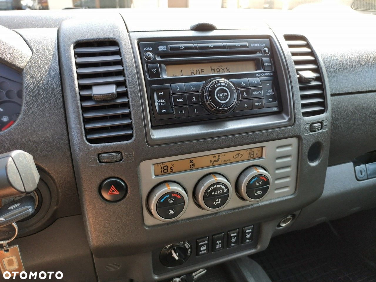 Nissan Navara - 22