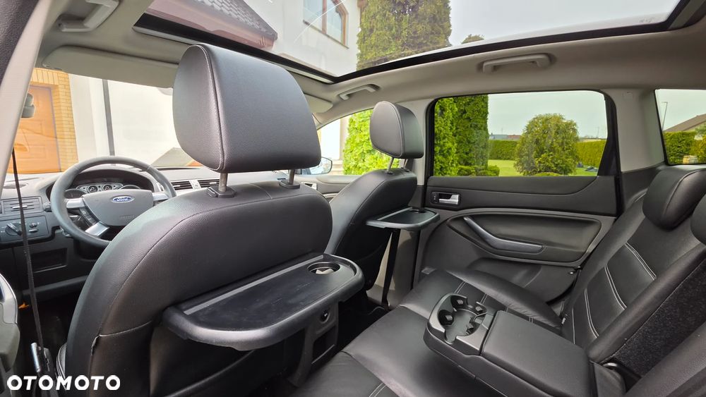 Ford Kuga 2.0 TDCi Titanium - 24