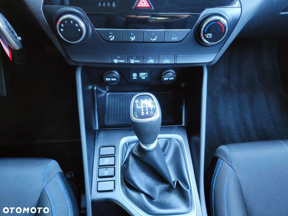 Hyundai Tucson blue 1.6 GDi 2WD Classic - 26